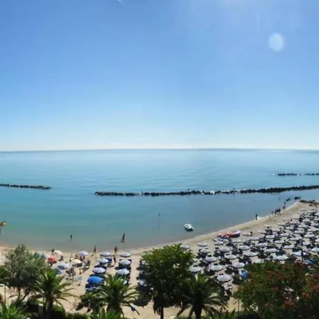 Accogliente Trilocale Turone A Due Passi Dal Mare Appartamento *